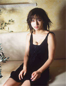 潜入女儿的房间