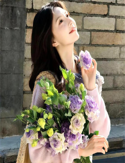 表演艺术解析：《惊天宝藏的诱惑》的微距拍摄的细节表现与视觉冲击 理解表演与导演的配合